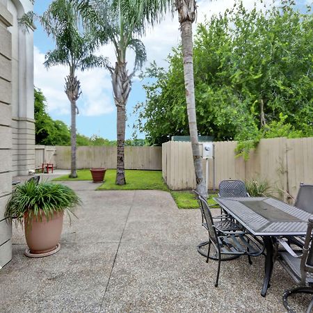 Hampton Inn Corpus Christi-Northwest I-37 Робстаун Екстериор снимка
